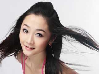 中戏校花张悦制服诱惑