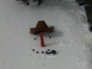 懒人就是这么堆雪人的，简直太机智