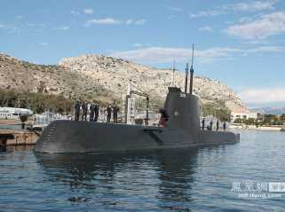 世界最先进常规潜艇214型仅27名官兵